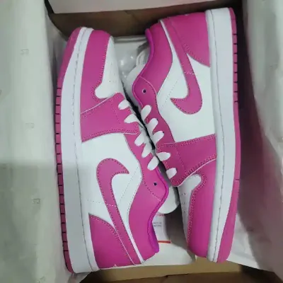 AIR JORDAN 1 PINK-WHITE